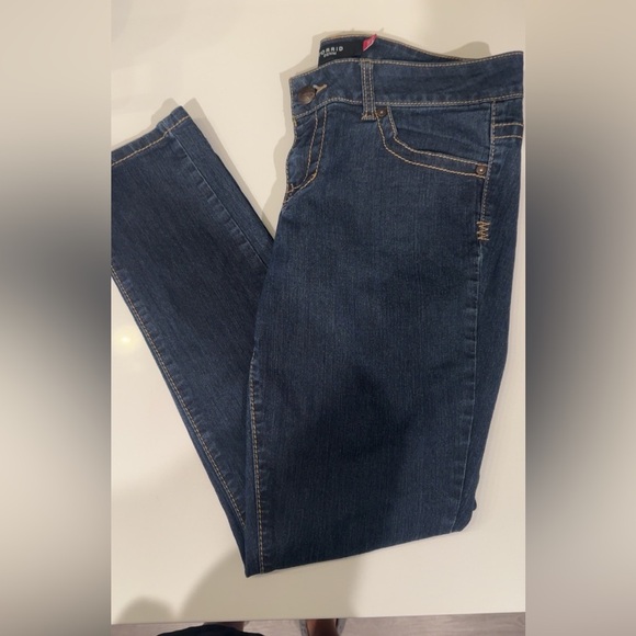 NWOT Torrid Dark Blue Skinny Jeans - Picture 1 of 4
